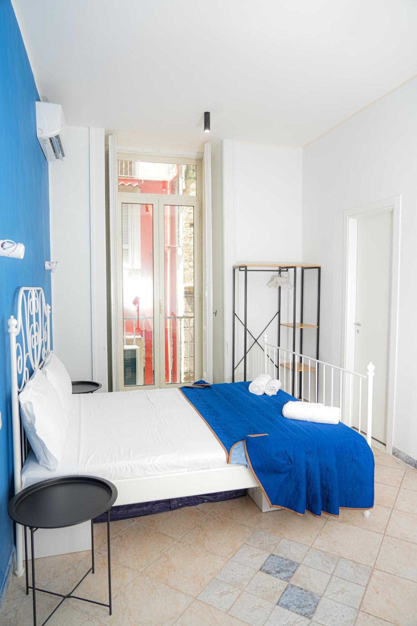 Vulcania Rooms Naples Exterior photo